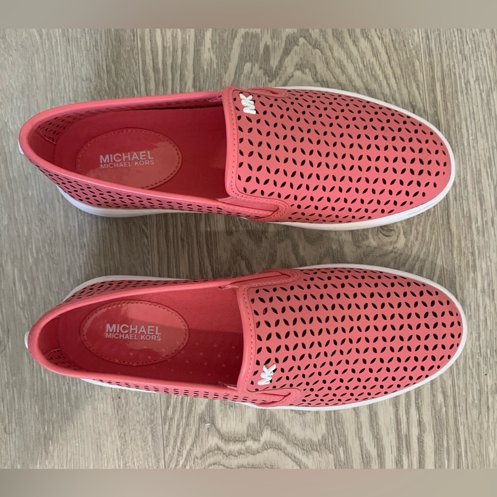 Brand new Michael Kors Size 6 shoes